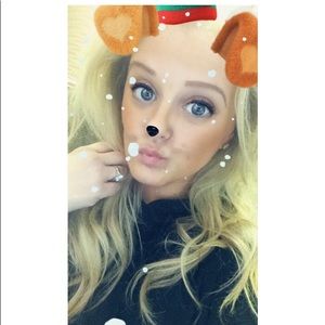 Meet your Posher, Dana